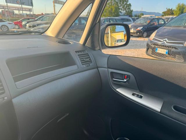 TOYOTA Corolla Verso 1.6 16V