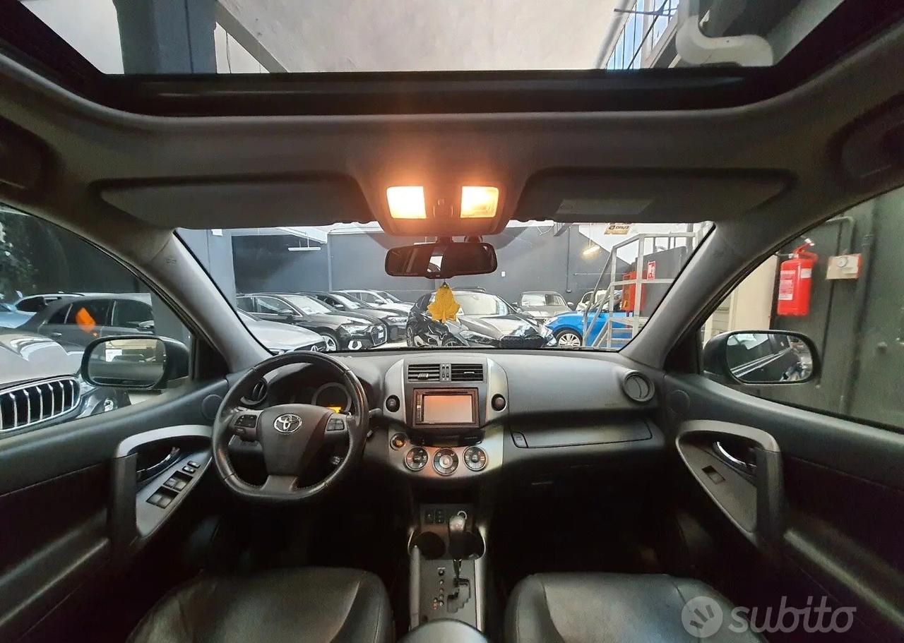 TOYOTA Rav4 Crossover 2.200 D-Cat A/T 150cv 4WD