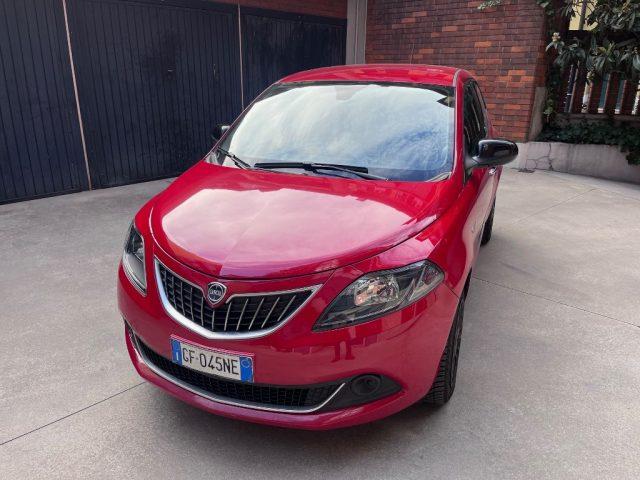 LANCIA Ypsilon 1.0 FireFly 5 porte Hybrid Ecochic Silver