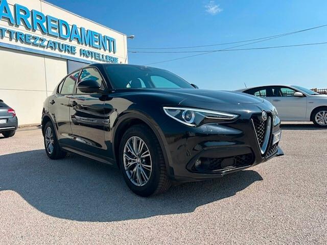 Alfa Romeo Stelvio 2.2 Turbodiesel 160 CV AT8 RWD Super Business