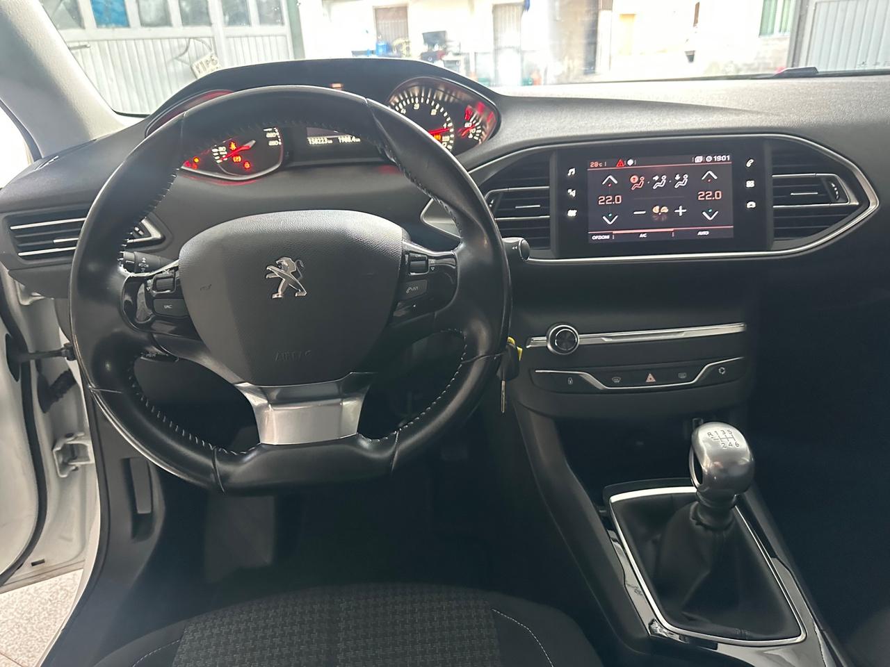 Peugeot 308 BlueHDi 100 S&S SW Business