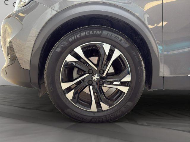 PEUGEOT 2008 PureTech 100 S&S Allure