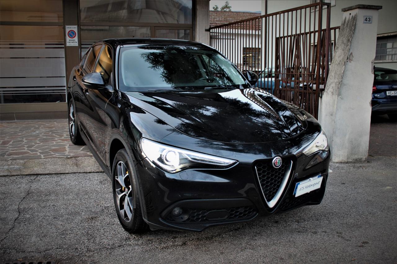 Alfa Romeo Stelvio 2.2 Turbodiesel 210 CV AT8 Q4 Executive