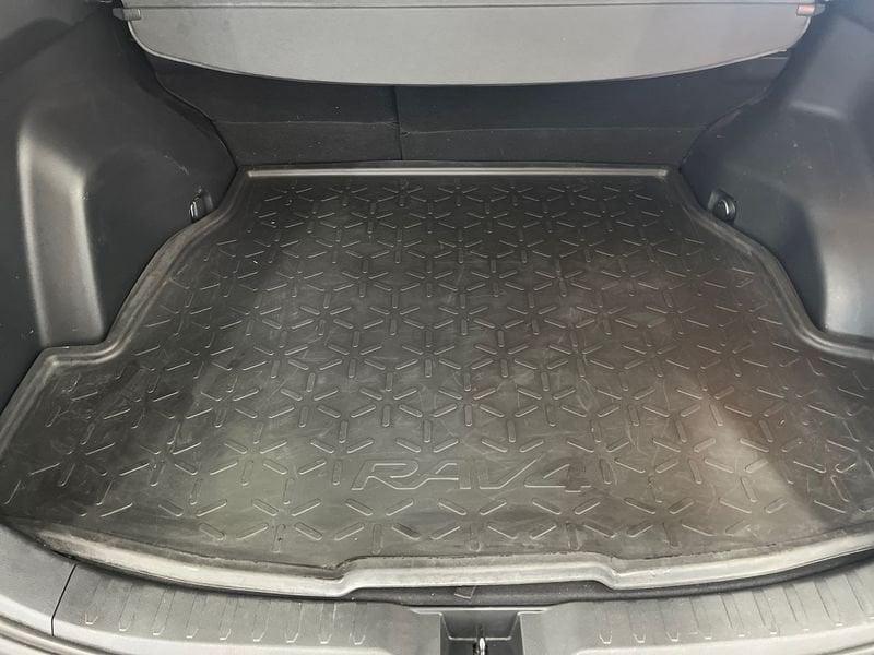 Toyota RAV4 Rav4 2.5 vvt-ie h Dynamic 2wd 218cv e-cvt