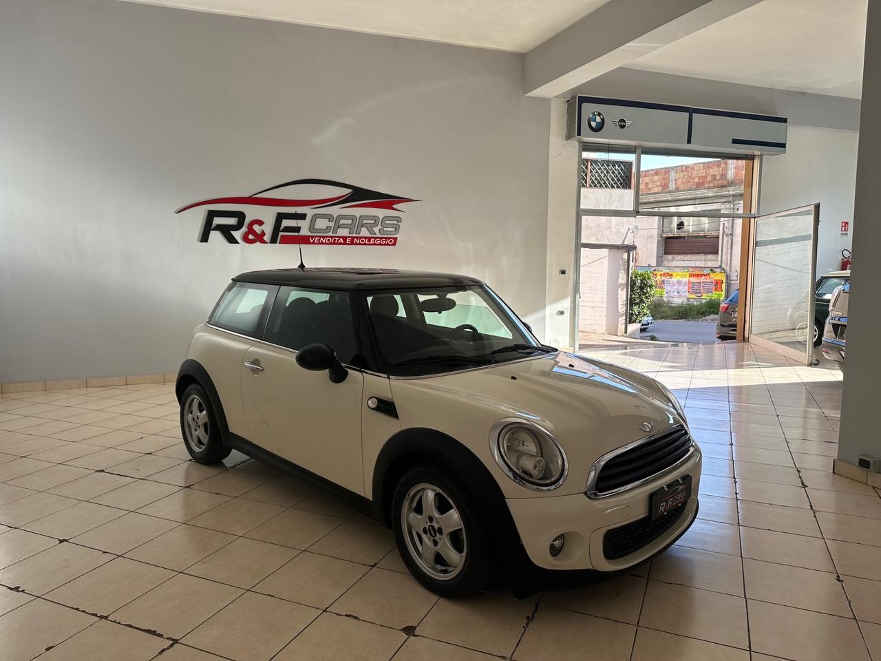 Mini 1.6 16V One (55kW)
