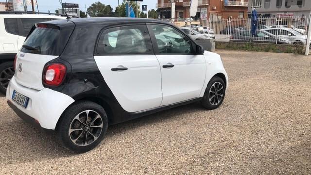 Smart ForFour 70 1.0 twinamic Youngster
