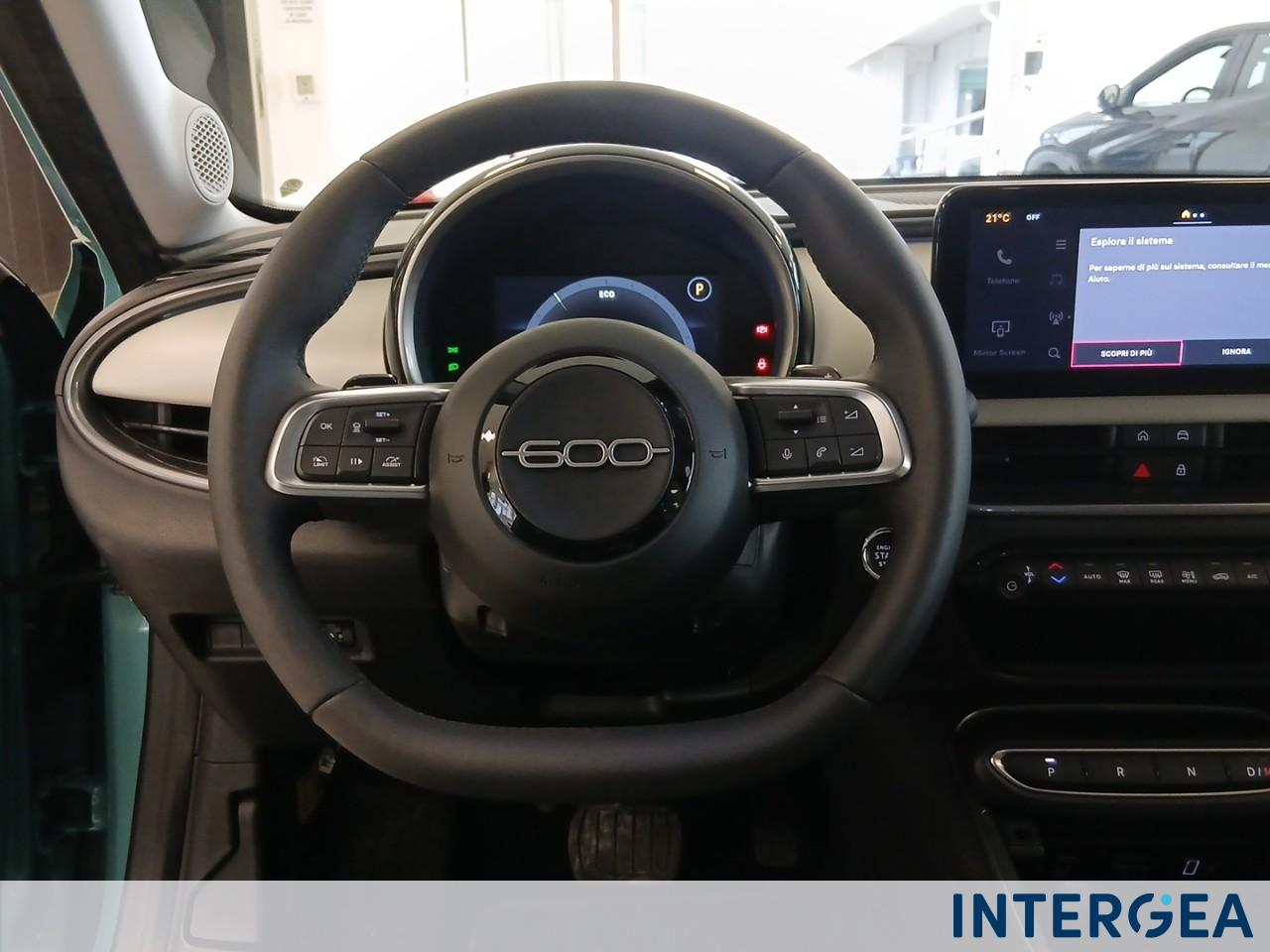 FIAT 600 1.2 hybrid La Prima 110cv auto