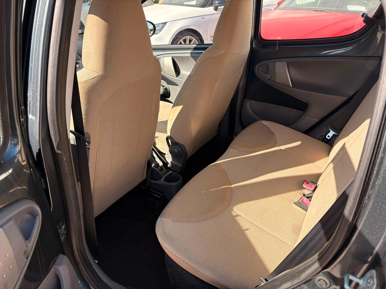 Peugeot 107 1.0 68CV 5p. Desir
