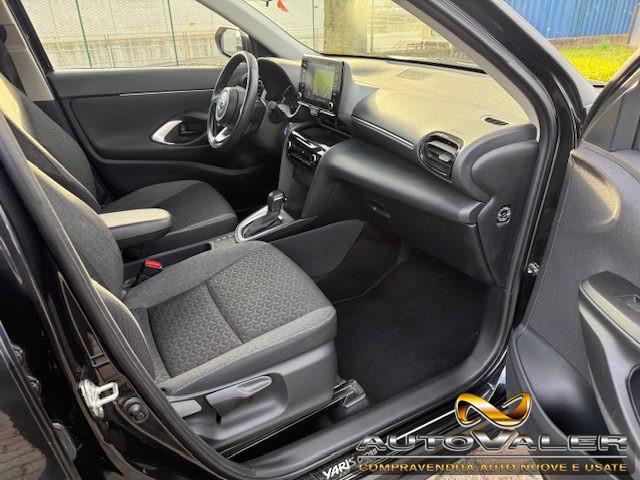 TOYOTA Yaris Cross 1.5 Hybrid 5p. E-CVT -i Business