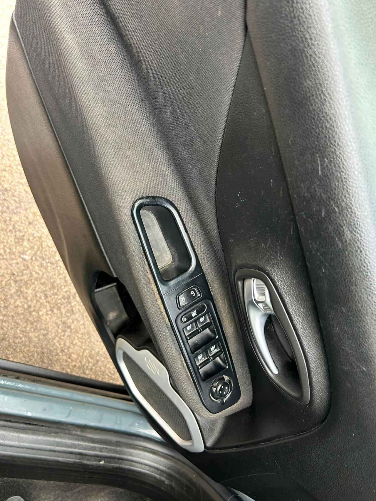 Jeep Renegade 1.6 Mjt 120 CV Longitude