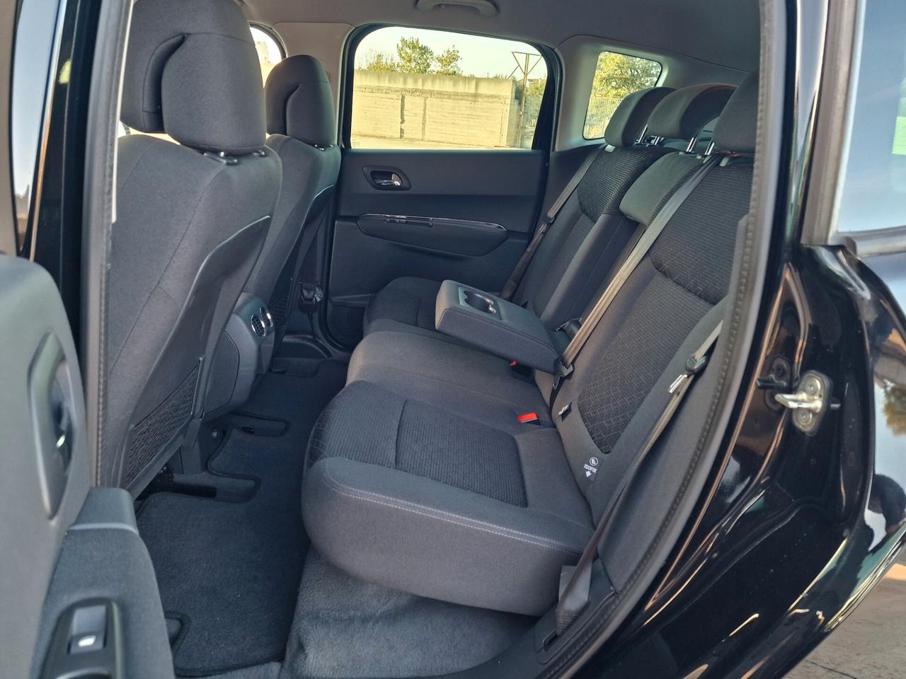 Peugeot 3008 BlueHDi 120 S&S Business