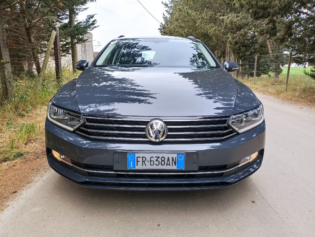 VOLKSWAGEN PASSAT SW 1.6 TDI 04/2018 TAGLIANDI VOLKSWAGEN