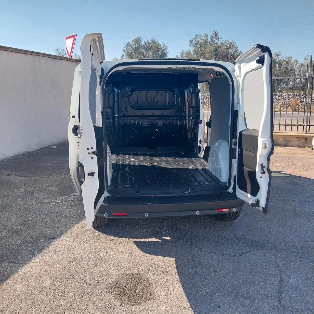 Fiat Doblo Doblò 1.3 MJT PL-TN Cargo Maxi Lamierato SX