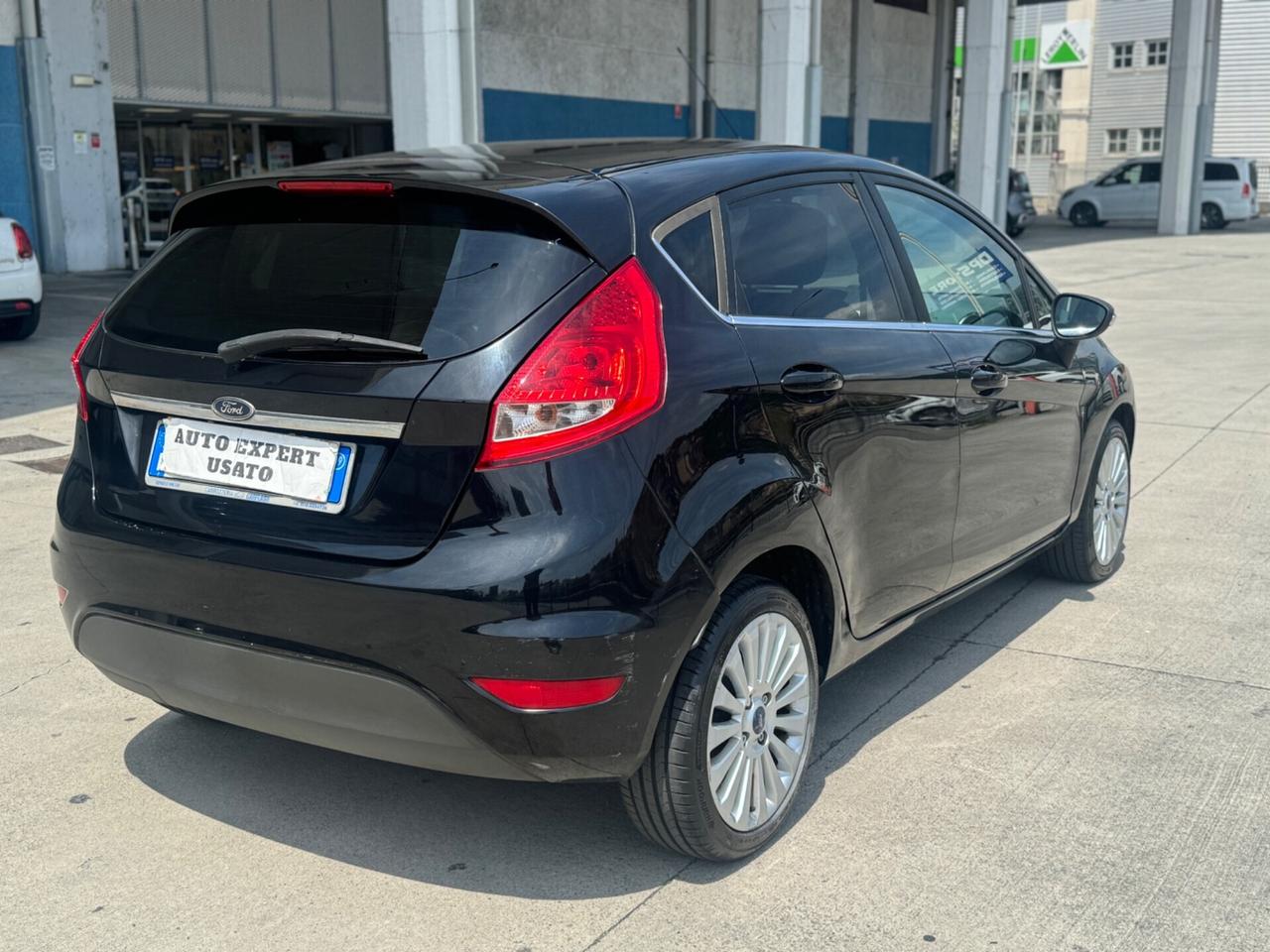 Ford Fiesta 1.4 TDCi 68CV 5 porte Titanium 2009