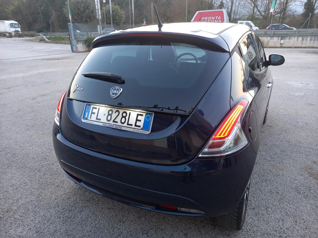 Lancia Ypsilon 1.2 69 CV 5 porte Gold