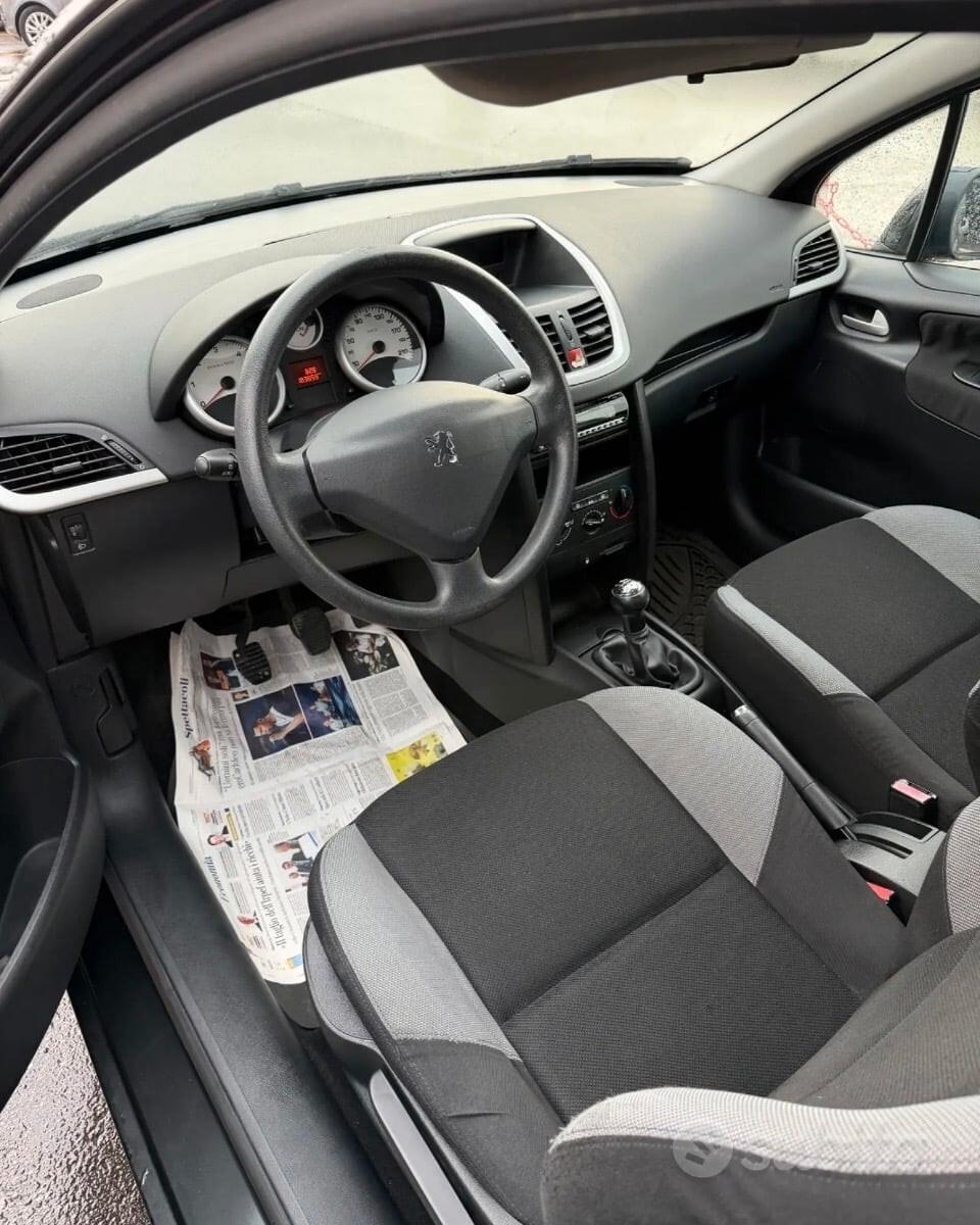 OTTIMA Peugeot 207 1.4 HDi 5 porte, X Neopatentati Bassi consumi