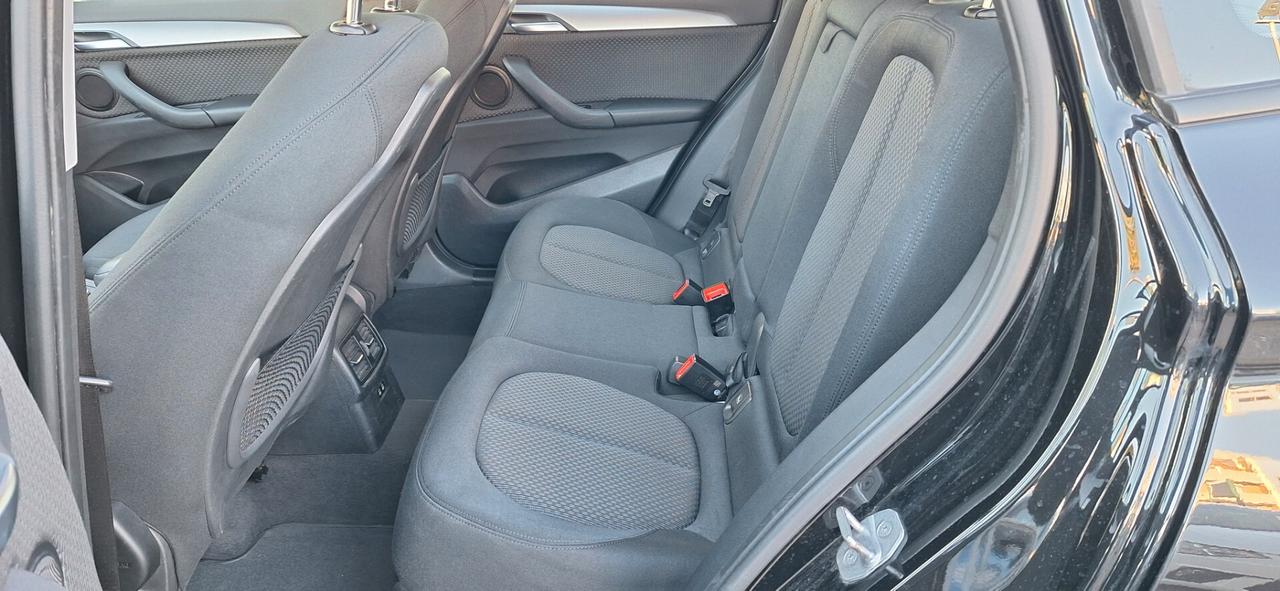 Bmw X1 sDrive18d 150 CV C. AUTOMATICO