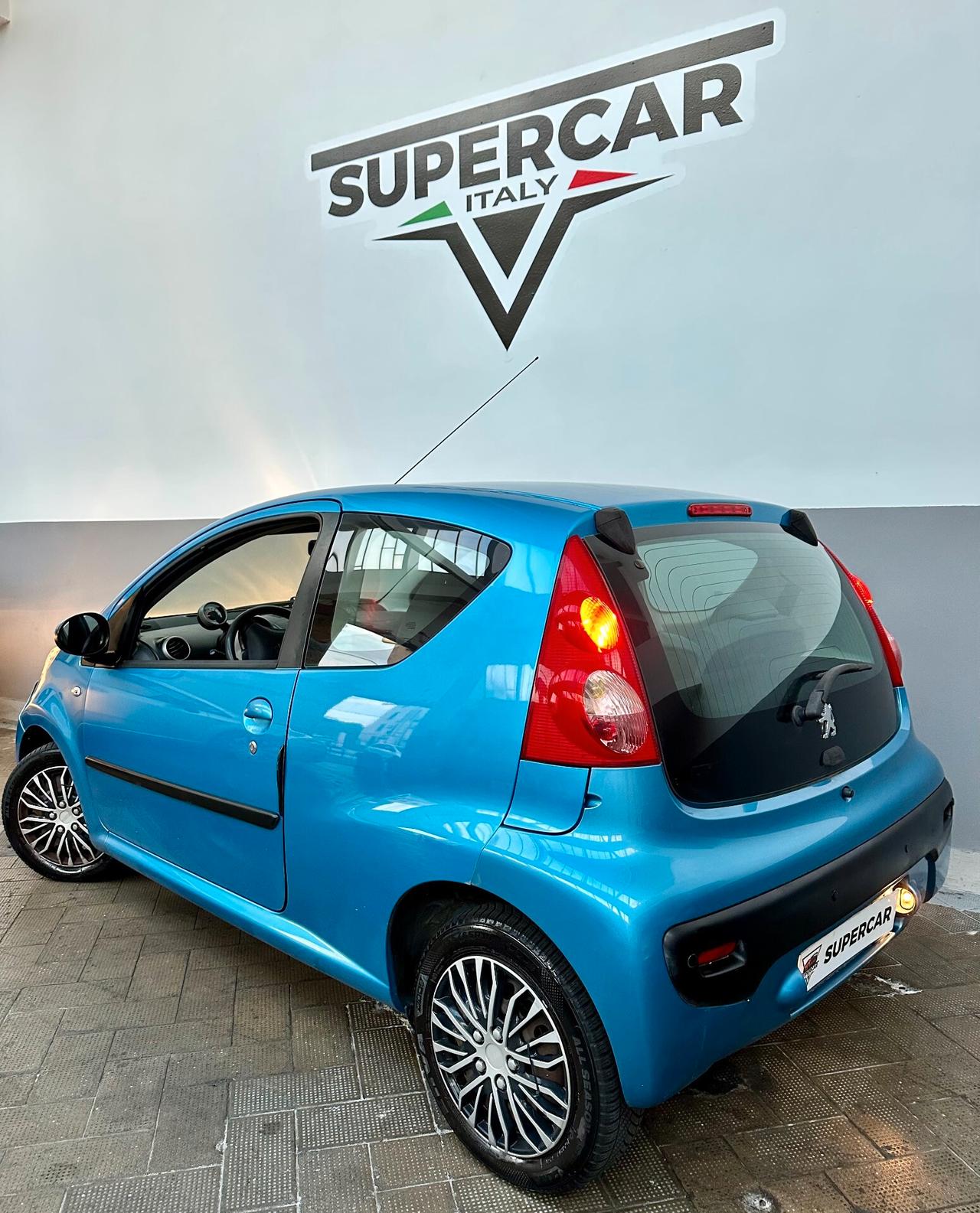 Peugeot 107 1.0 Benz, Euro 4, garantita e impeccabile.