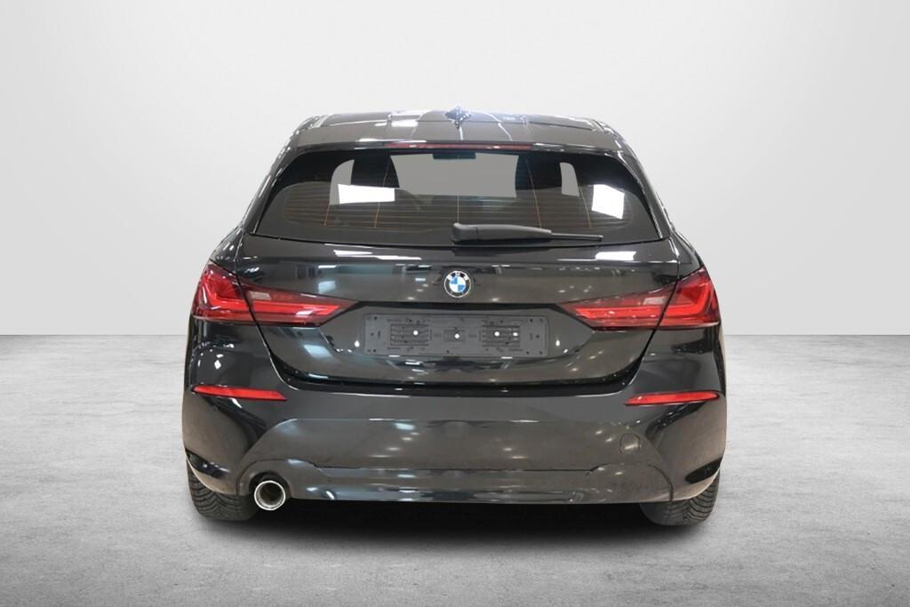 BMW 116D 115CV 6M. BUSINESS ADVANTAGE ( FARI LED - BMW DIGITAL COCKPIT - PDC - NAVI - MIRROR - CRUISE )