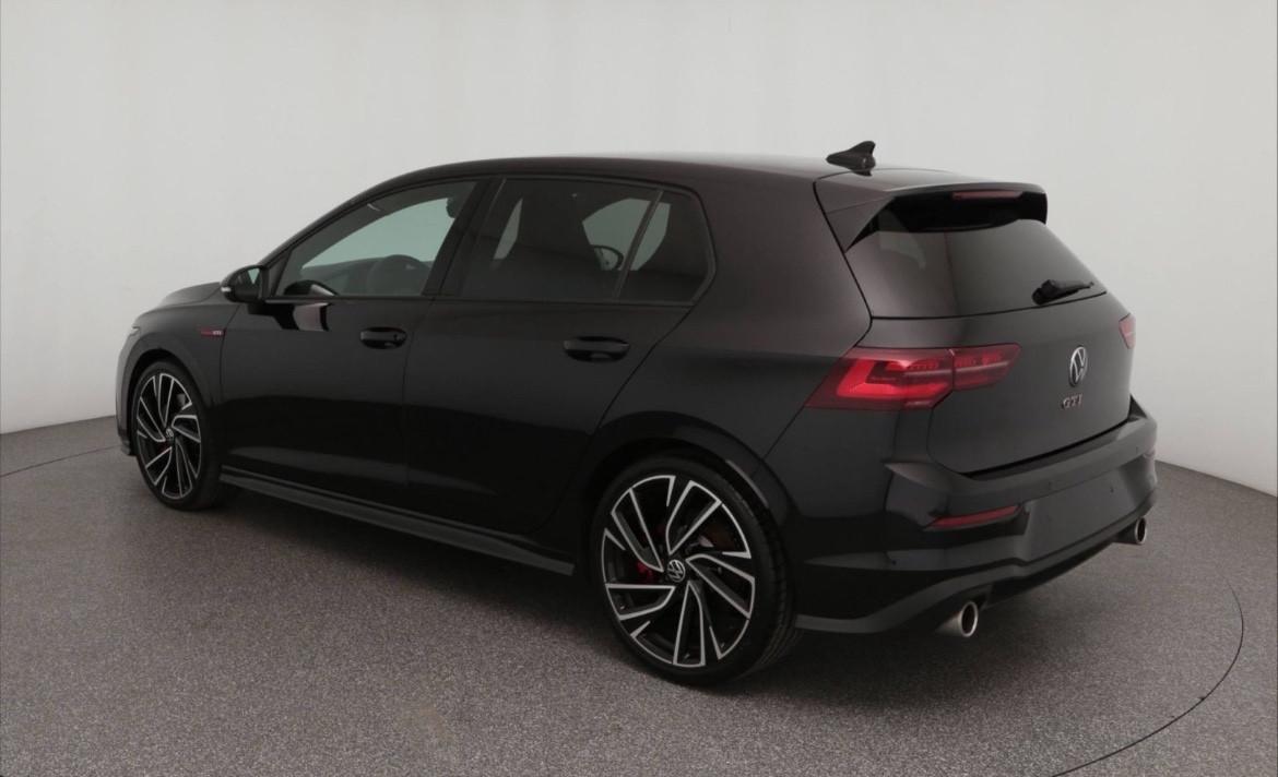 Volkswagen Golf GTI Golf 2.0 TSI GTI 19” manuale FULL!!!