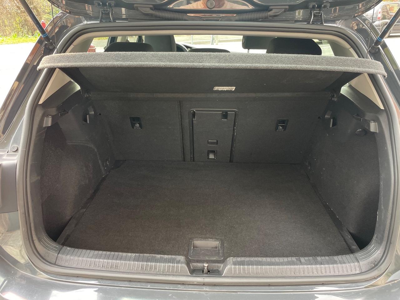 Volkswagen Golf 2.0 TDI Style/1PROP/GARANZIA