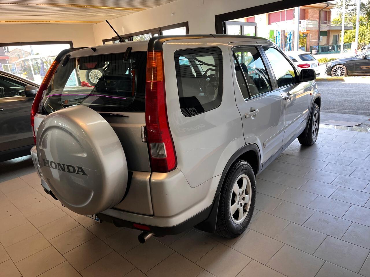 Honda CR-V 2.0 16V i-VTEC ES