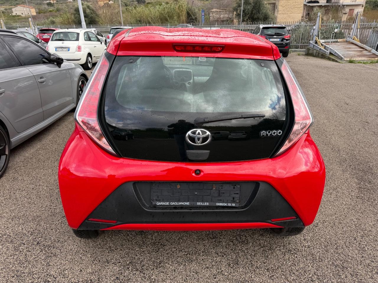Toyota Aygo 1.0 VVT-i 69 CV 5 porte x-cool