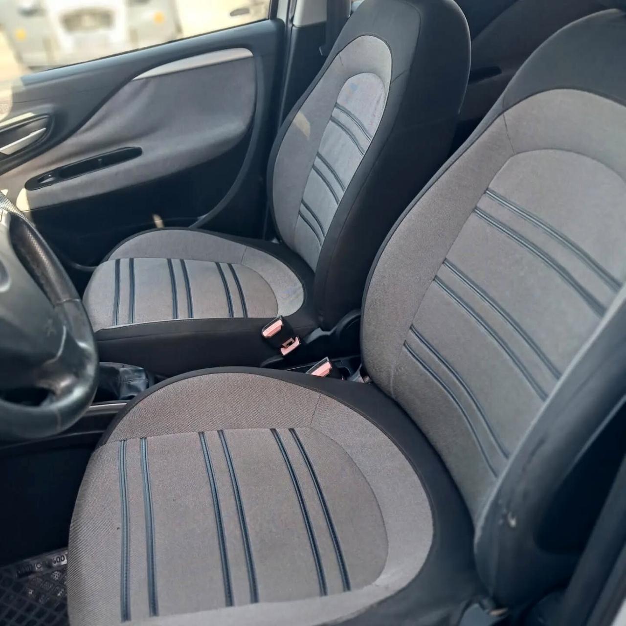 Fiat Punto Evo 1.4 5 porte Dynamic Natural Power