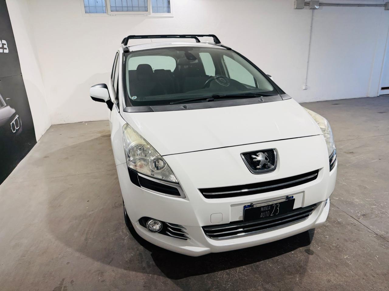 Peugeot 5008 1.6 HDi 116CV Allure*7 POSTI*