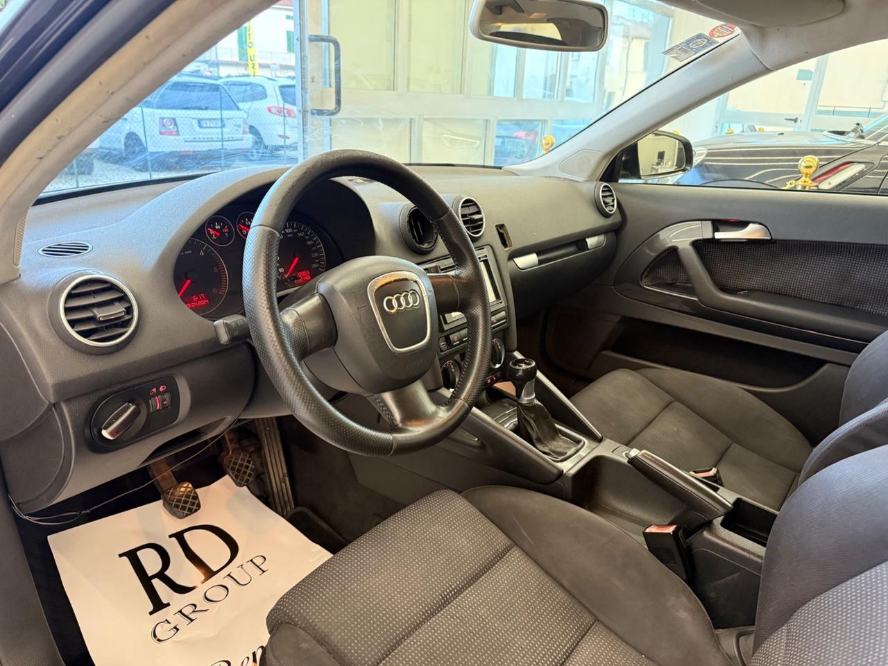 Audi A3 2.0 tdi Ambition 140cv okneopatentati