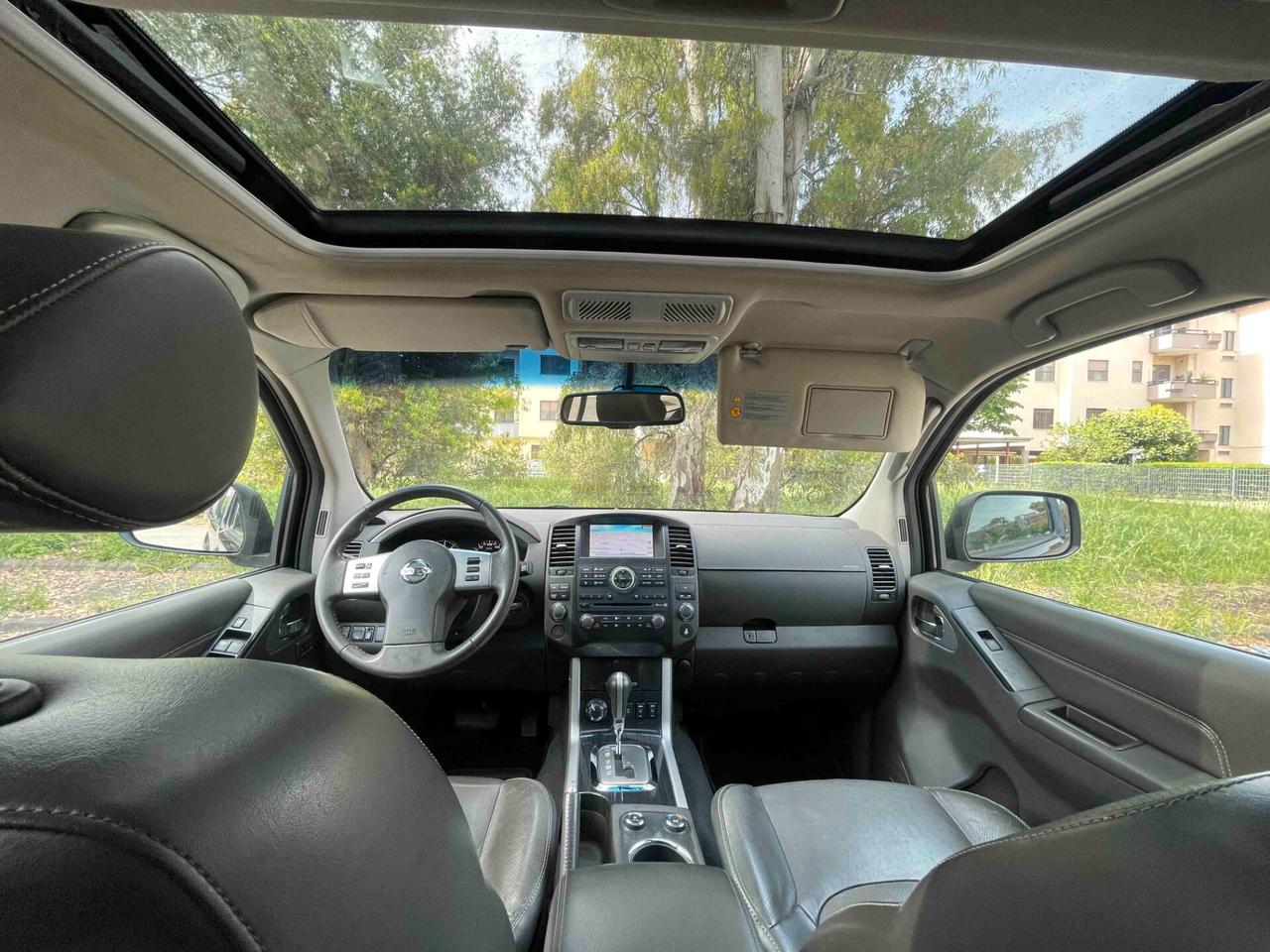 Nissan Pathfinder 2.5 dCi LE anno 2014 TETTO APRIBILE 7 POSTI UNICOPROPRIETARIO