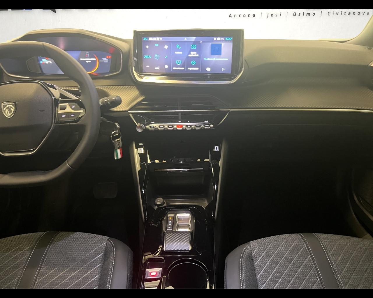 PEUGEOT 2008 Allure Hybrid 145 e-DCS6