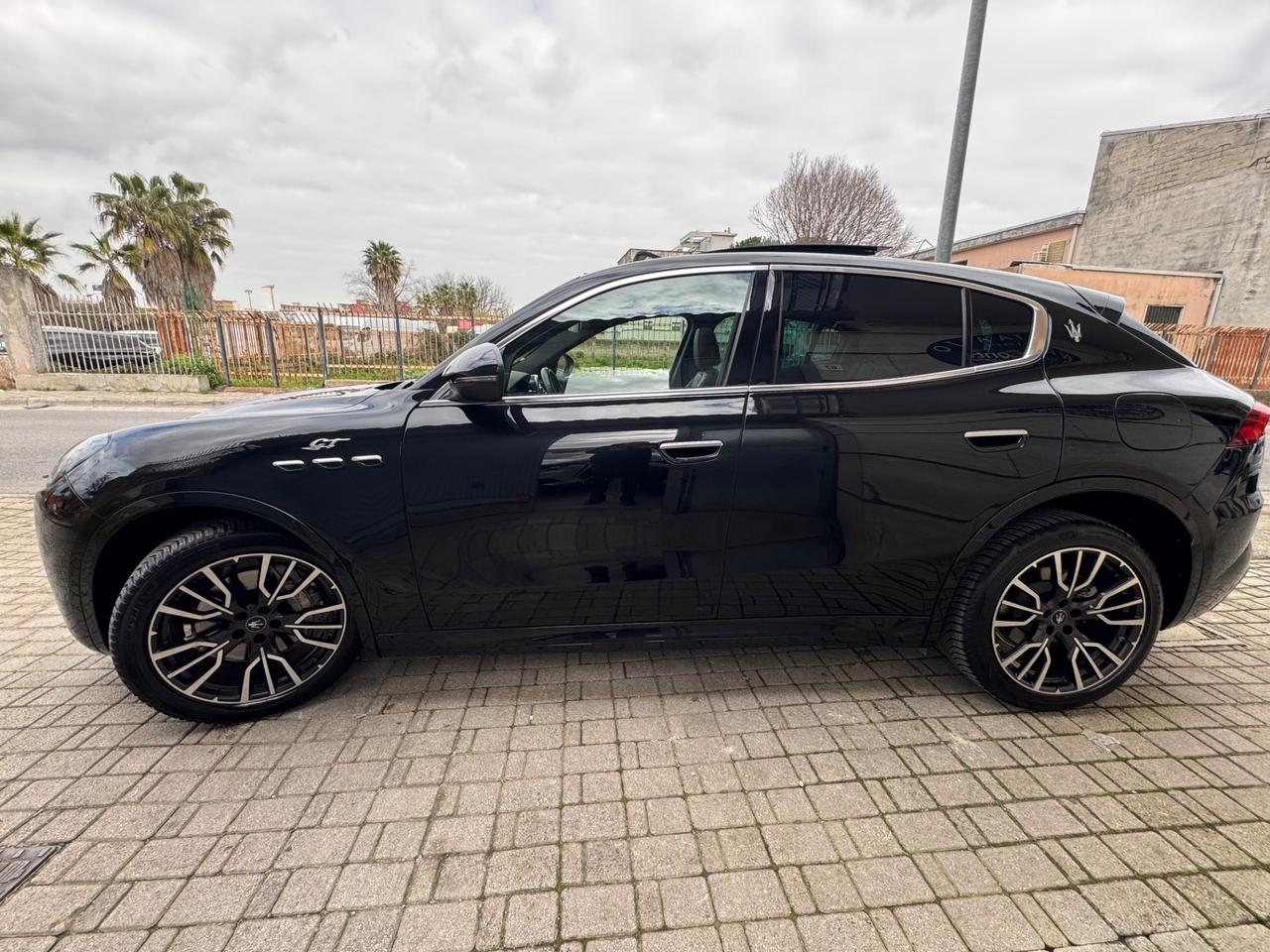 Maserati Grecale MHEV 250 CV AWD GT TETTO APRIBILE