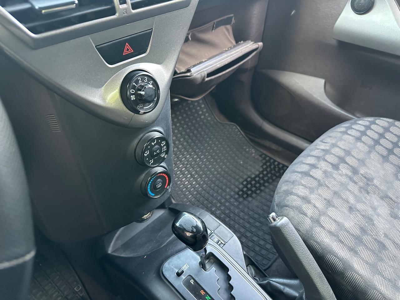 Toyota iQ 1.0 UNICO PROPRIETARIO