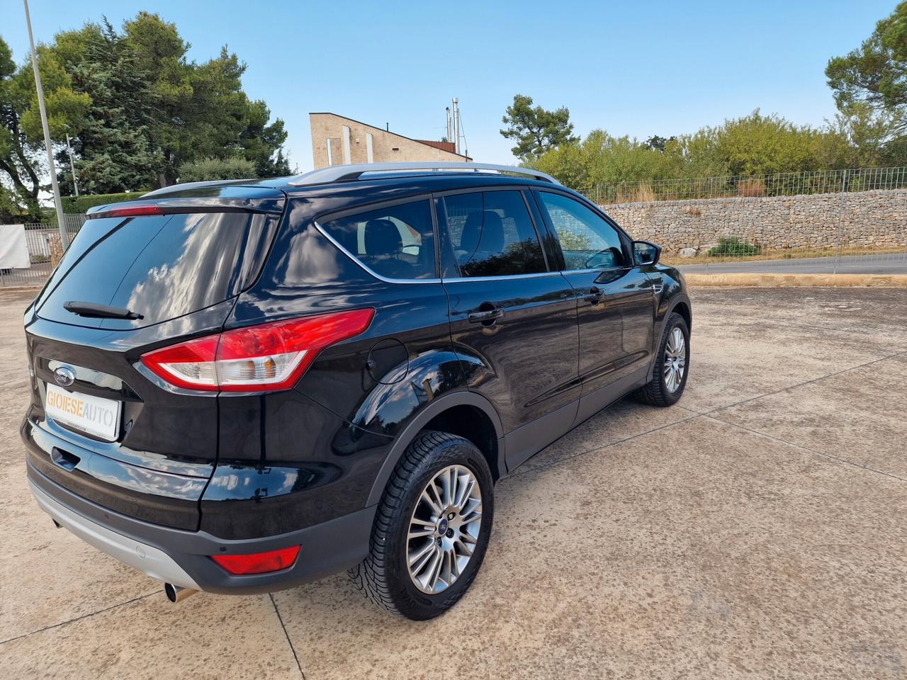Ford Kuga 2.0 TDCI 140 CV 2WD Titanium