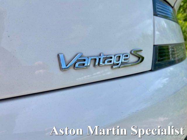 ASTON MARTIN V8 Vantage S Sportshift II Carbon Iva 22% Compresa