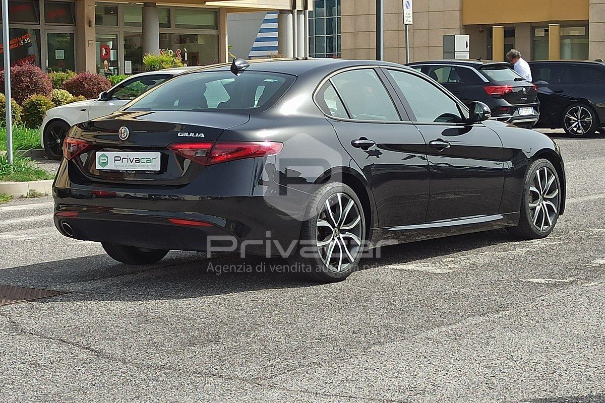 ALFA ROMEO Giulia 2.2 Turbodiesel 150 CV AT8 Business