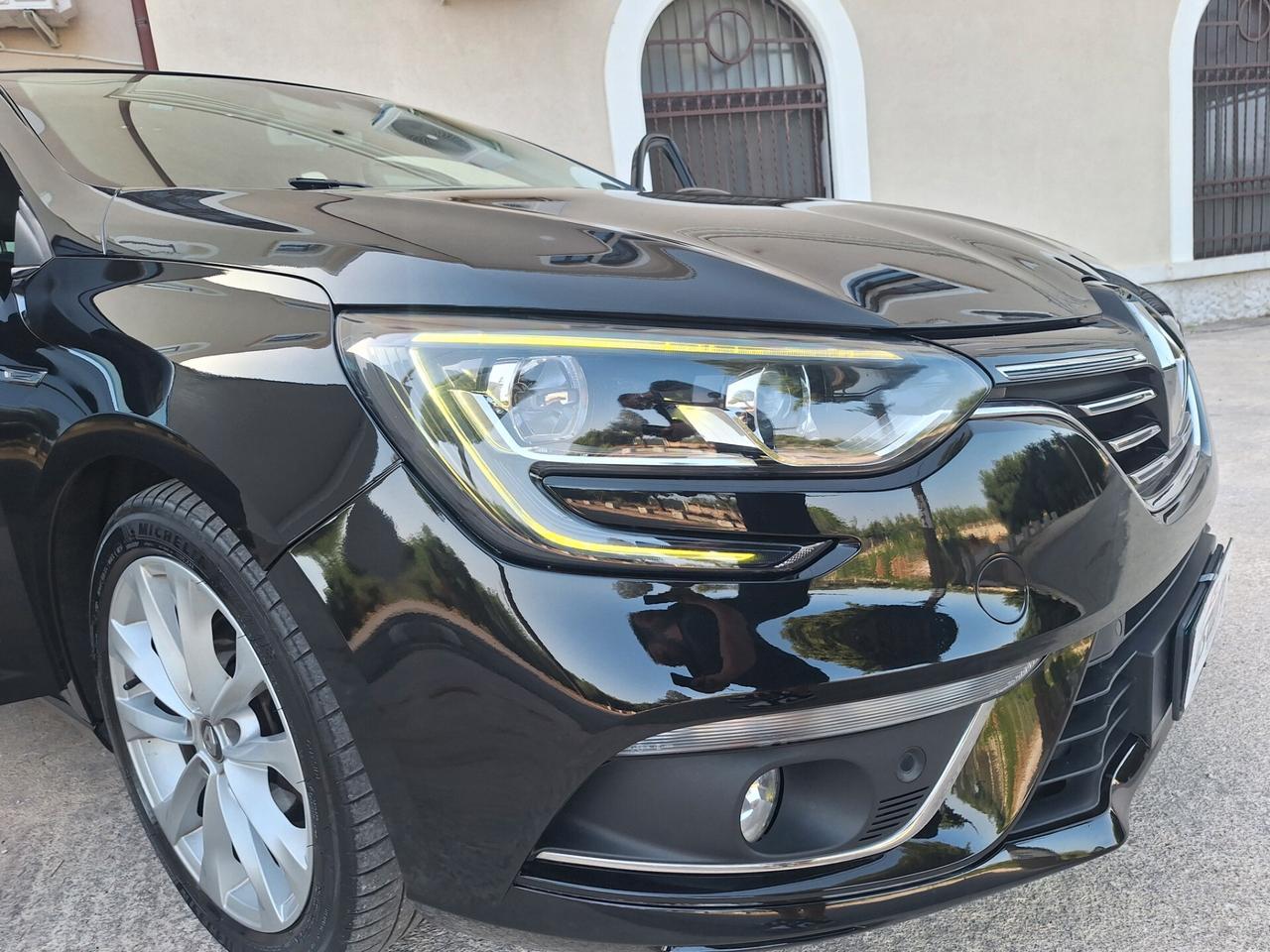 Renault Mégane 1.5 dCi 110 CV BERLINA "NAVI"