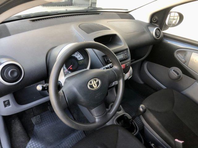 TOYOTA Aygo 1.0i 12V 5 porte