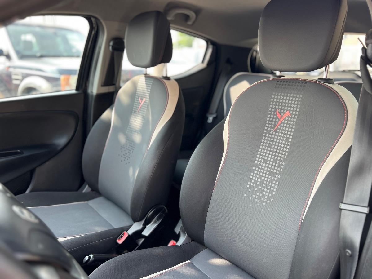 LANCIA - Ypsilon - 1.3 MJT 16V 95 CV 5 porte S&S Elefantino