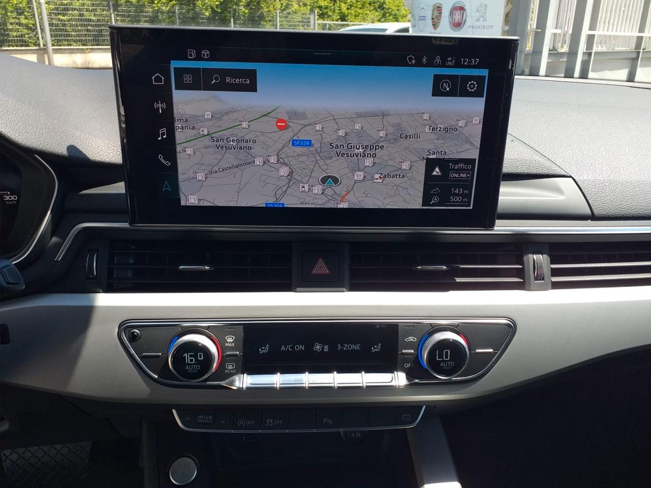 Audi A4 Avant 30 TDI/136 CV S tronic Business Advanced