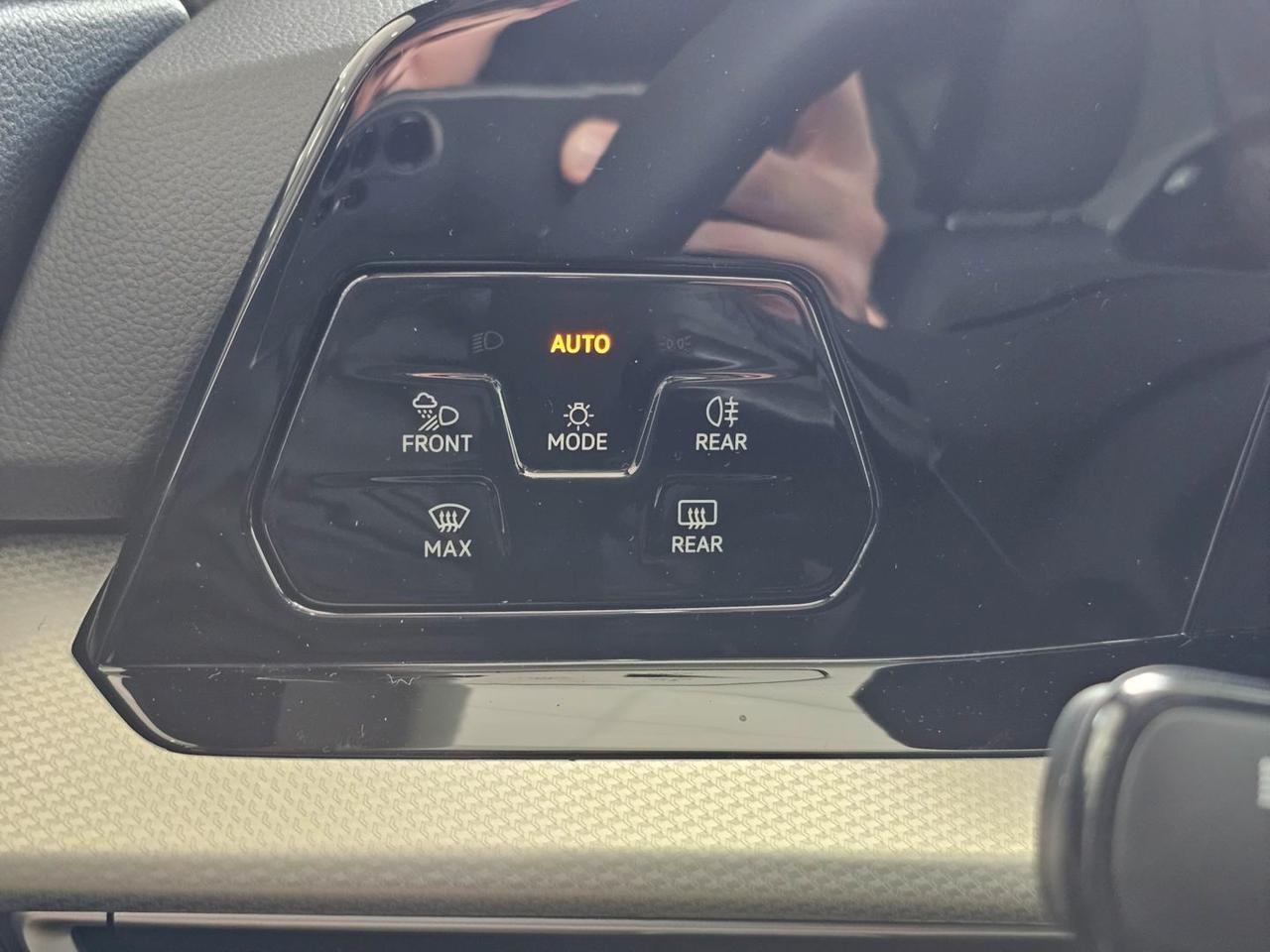 Volkswagen Golf TDI MOVE LIFE C.16 Tetto Nav Led Matrix Clima3Zone