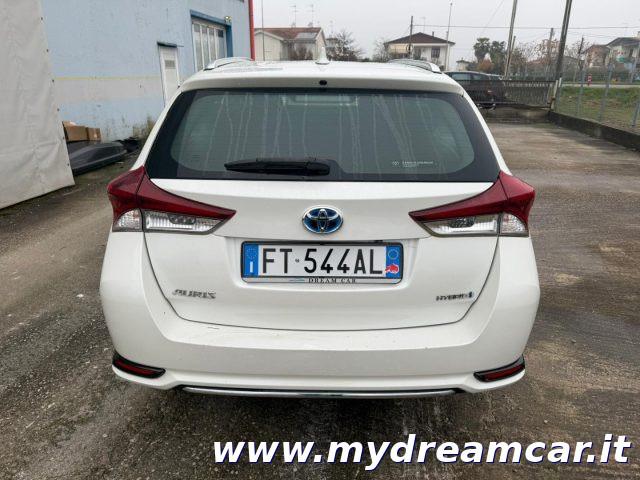 TOYOTA Auris Touring Sports 1.8 Hybrid