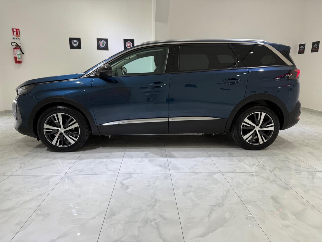 PEUGEOT 5008 ALLURE PACK UNICO PROPRIETARIO CON IVA ESPOSTA