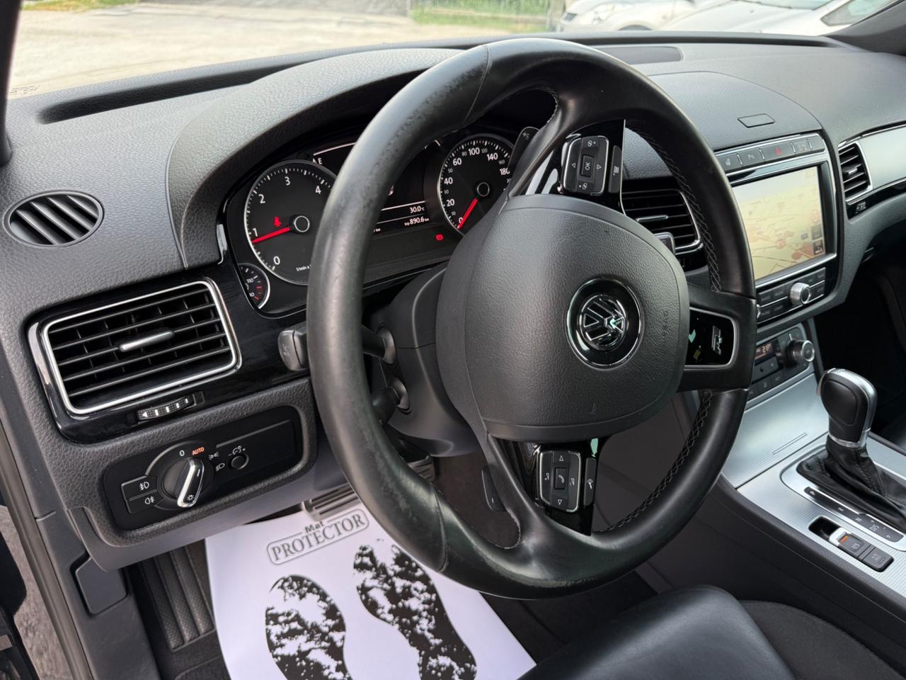 Volkswagen Touareg 3.0 TDI 262 CV R-Line