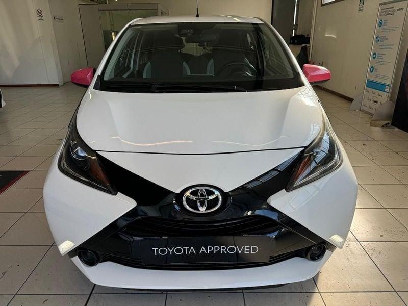 Toyota Aygo Aygo 5p 1.0 x-black tss