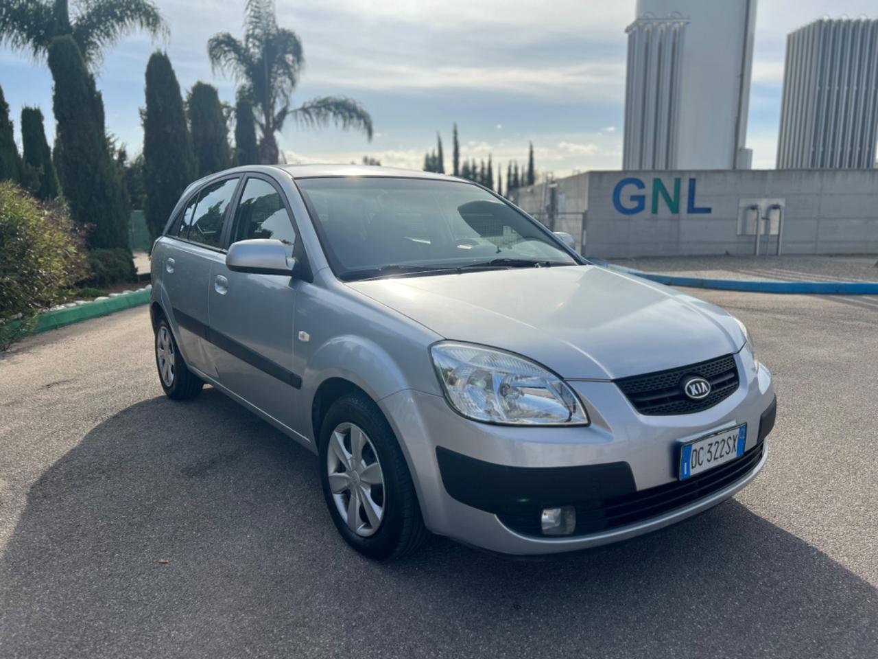 Kia Rio 1.5 CRDi 5p. EX Challenge