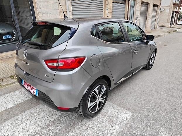 RENAULT Clio 1.5 dCi 75CV *NAVI* - 2015