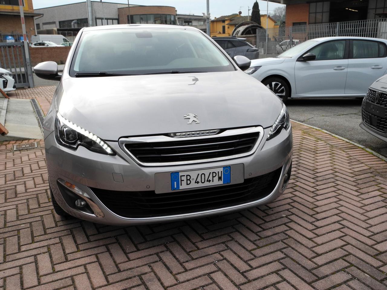 Peugeot 308 BlueHDi 120 S&S Allure