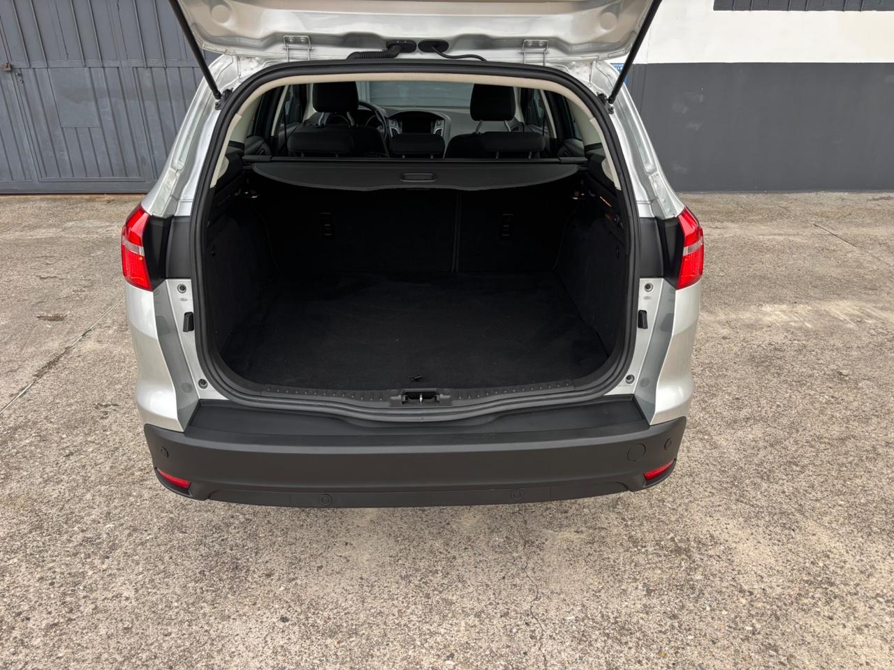 Ford Focus 1.5 TDCi. Neopatentati. Garanzia 12mesi